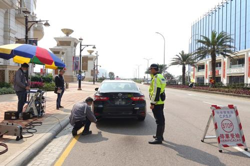 澳门抽检车辆尾气约85%合格 出租车货车多不达标